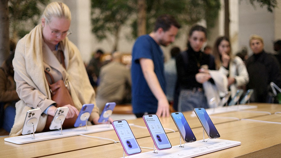 Apple's $250M Siri settlement: Are you owed cash? Architects Australia